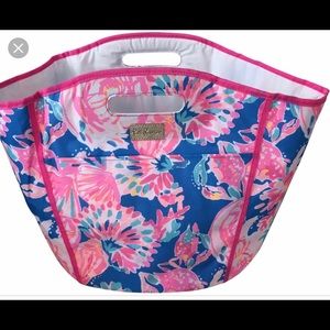 Lilly Pulitzer Other - Lilly Pulitzer beverage tote Lilly Pulitzer Other - Lilly Pulitzer beverage tote